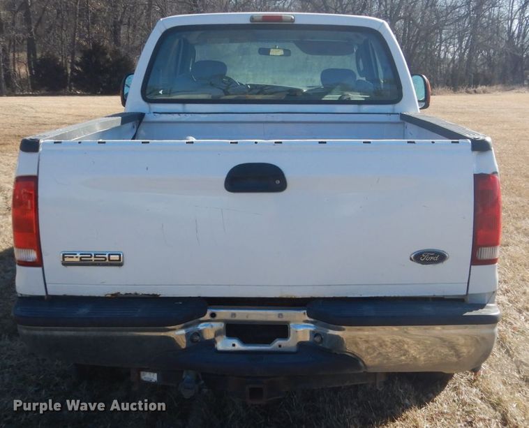 image for item GW9545 2006 Ford F250 Super Duty SuperCab pickup truck