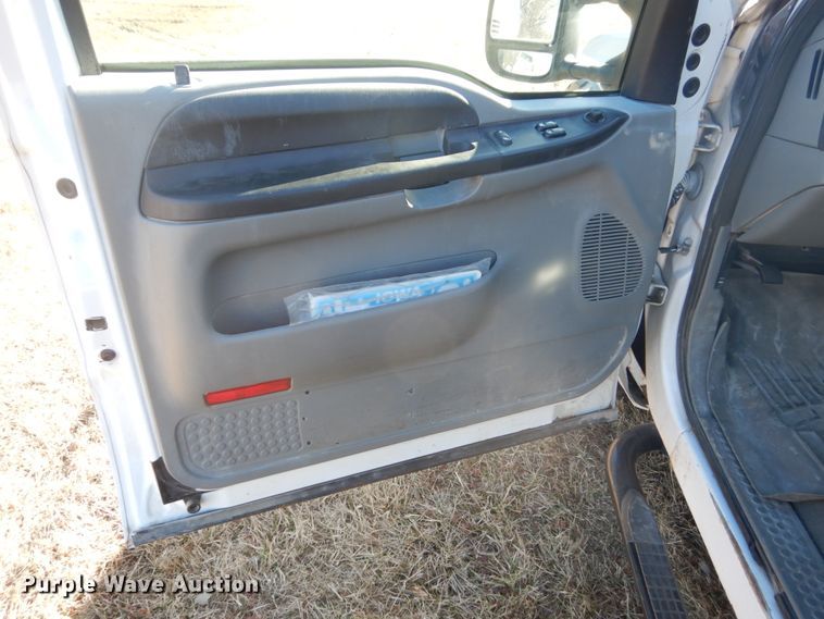 image for item GW9545 2006 Ford F250 Super Duty SuperCab pickup truck