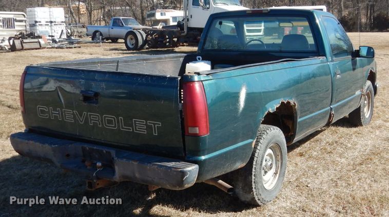 image for item GW9548 1997 Chevrolet C1500 pickup truck