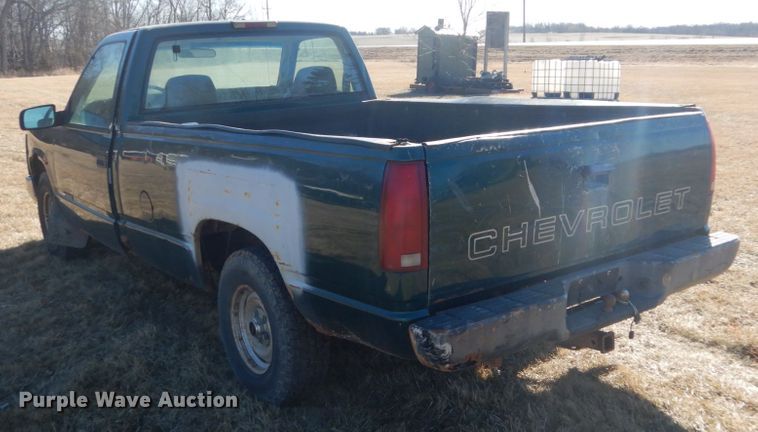 image for item GW9548 1997 Chevrolet C1500 pickup truck