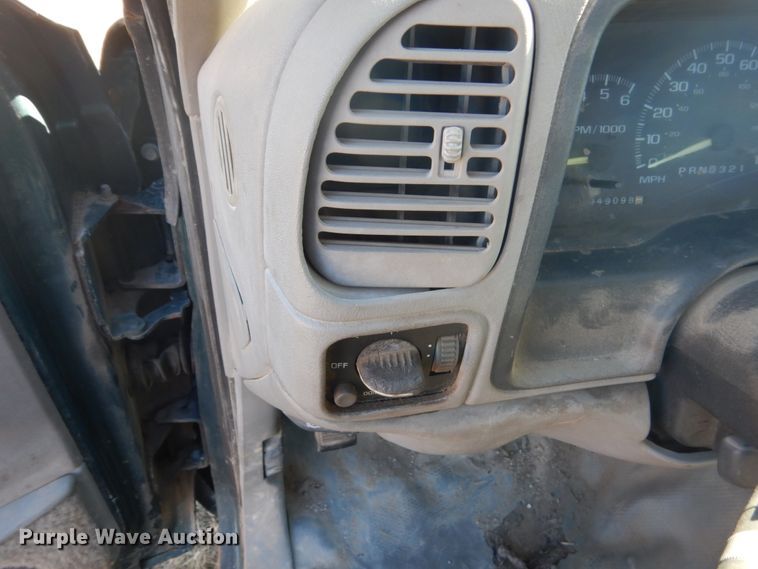 image for item GW9548 1997 Chevrolet C1500 pickup truck