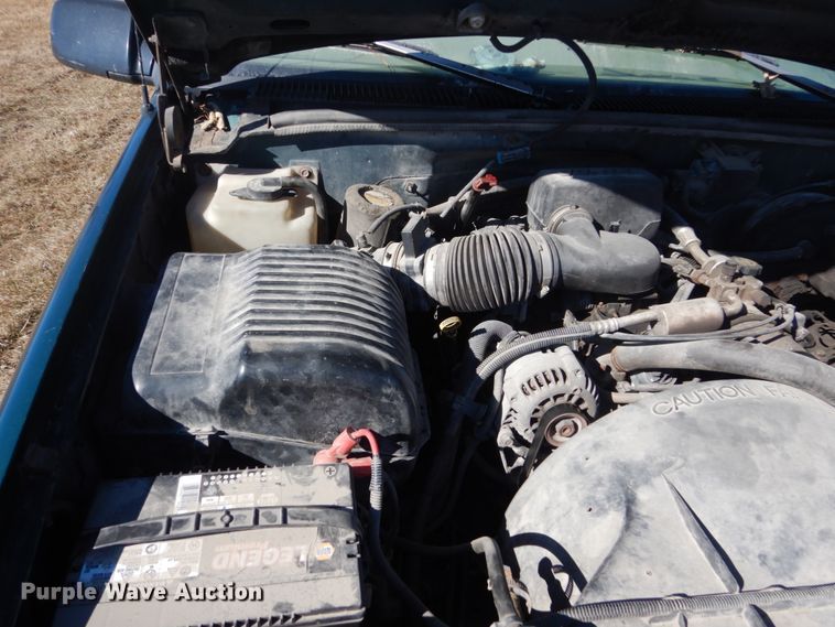 image for item GW9548 1997 Chevrolet C1500 pickup truck