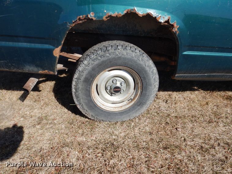 image for item GW9548 1997 Chevrolet C1500 pickup truck