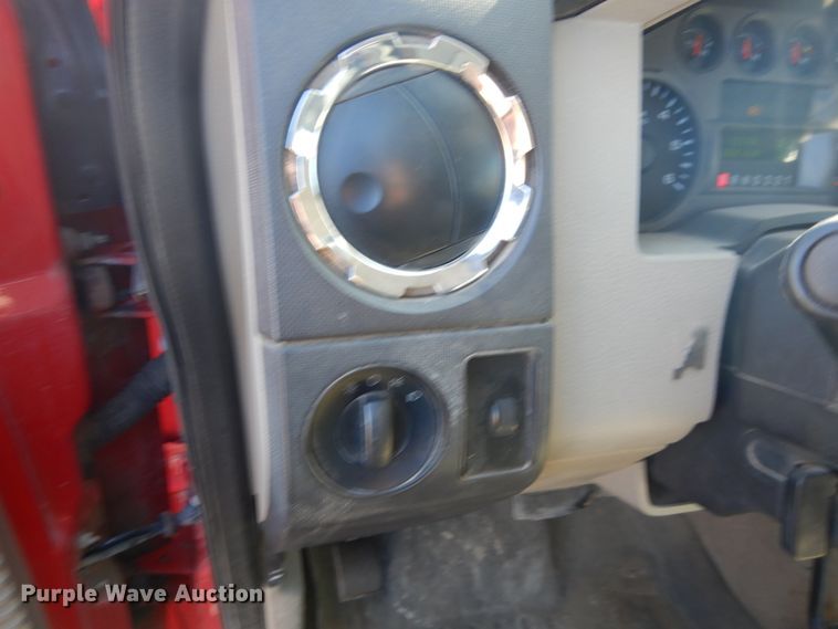 image for item GW9549 2008 Ford F250 Super Duty SuperCab pickup truck