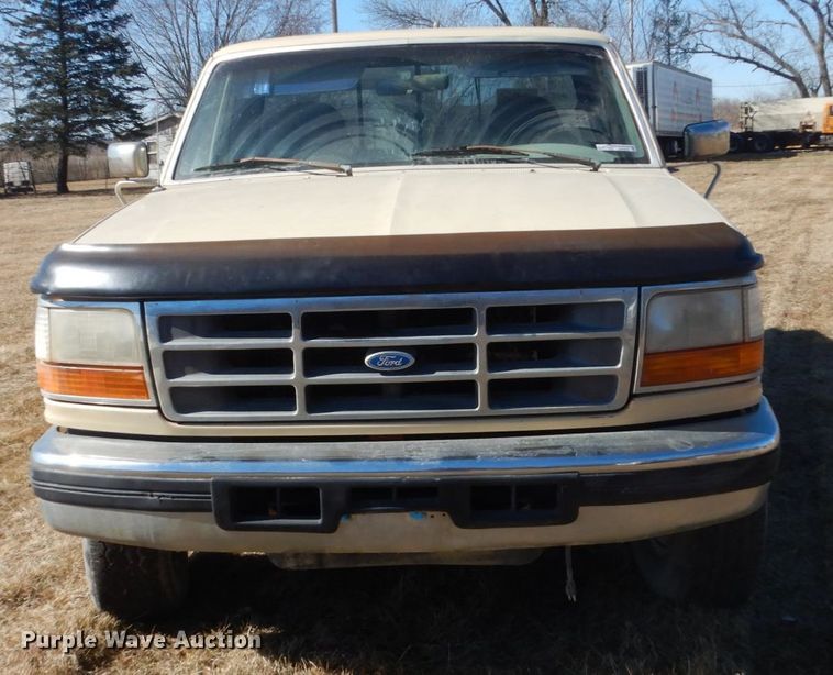 image for item GW9550 1996 Ford F250 Super Duty pickup truck