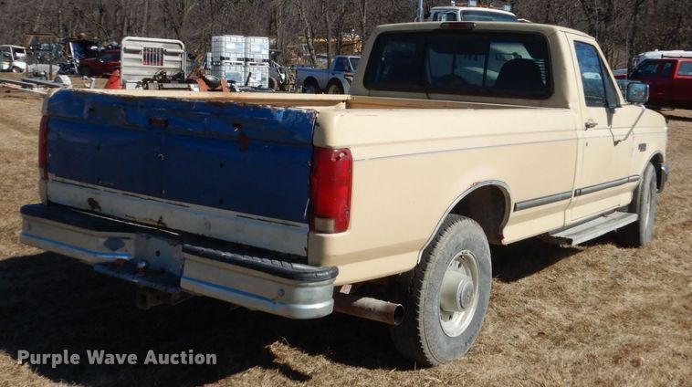 image for item GW9550 1996 Ford F250 Super Duty pickup truck