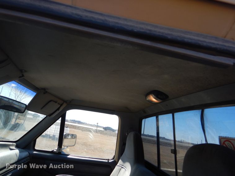 image for item GW9550 1996 Ford F250 Super Duty pickup truck