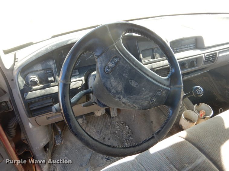 image for item GW9550 1996 Ford F250 Super Duty pickup truck
