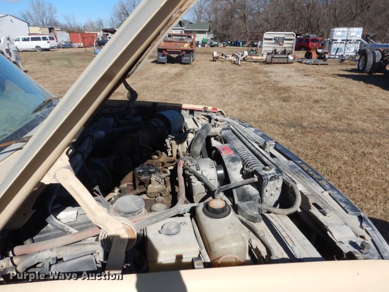 image for item GW9550 1996 Ford F250 Super Duty pickup truck