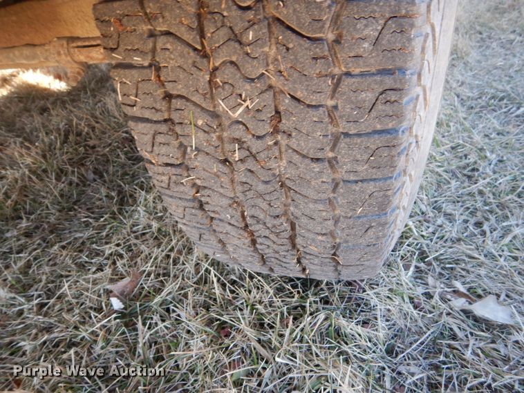 image for item GW9550 1996 Ford F250 Super Duty pickup truck