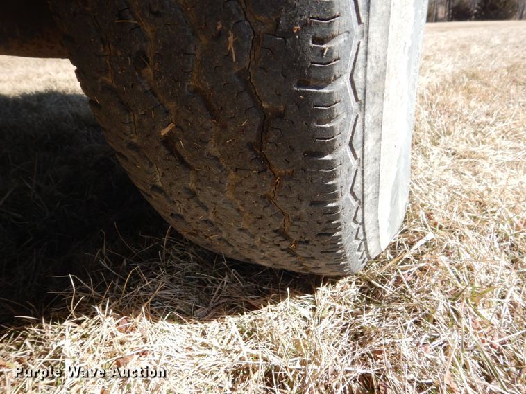 image for item GW9550 1996 Ford F250 Super Duty pickup truck