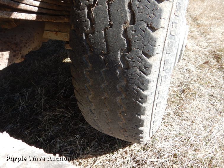 image for item GW9550 1996 Ford F250 Super Duty pickup truck