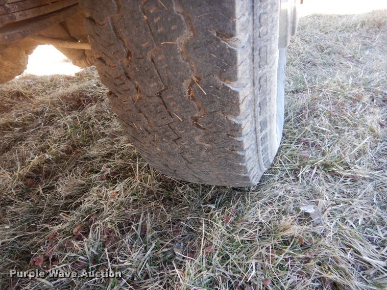 image for item GW9550 1996 Ford F250 Super Duty pickup truck