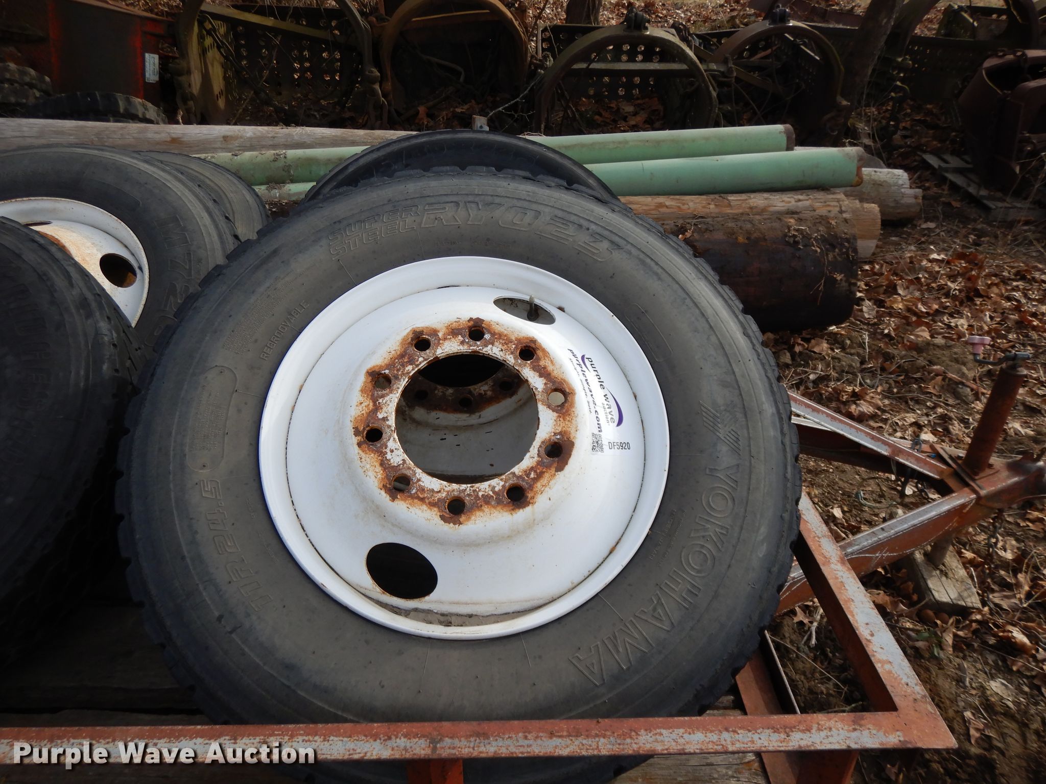 (12) tires in Saint Joseph, MO Item DF5920 sold Purple Wave