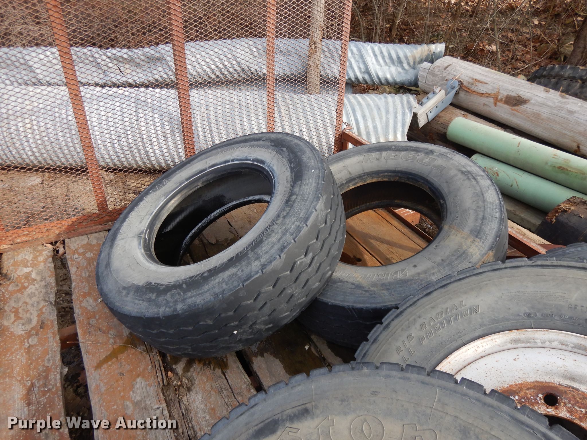 (12) tires in Saint Joseph, MO Item DF5920 sold Purple Wave