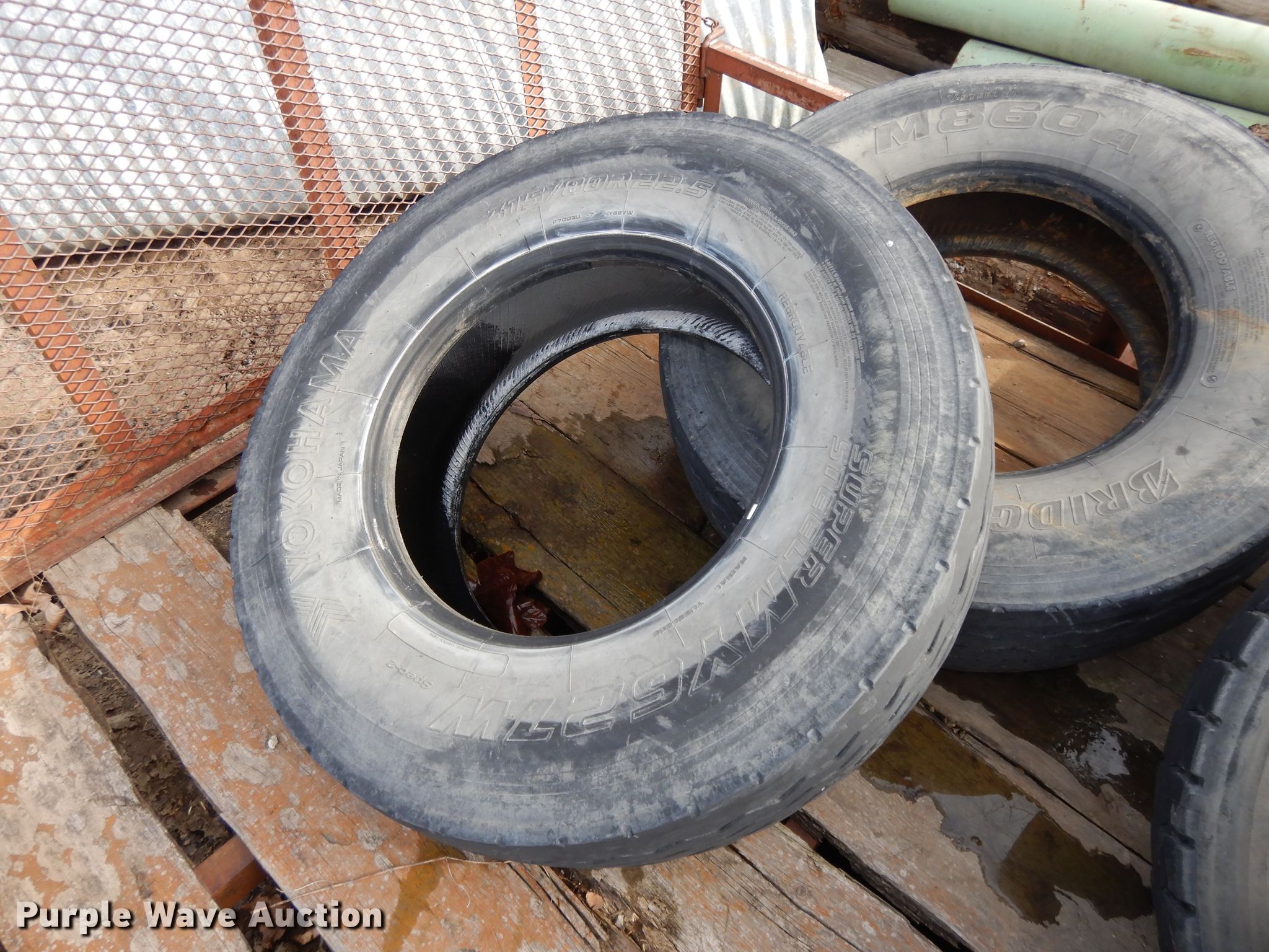 (12) tires in Saint Joseph, MO Item DF5920 sold Purple Wave