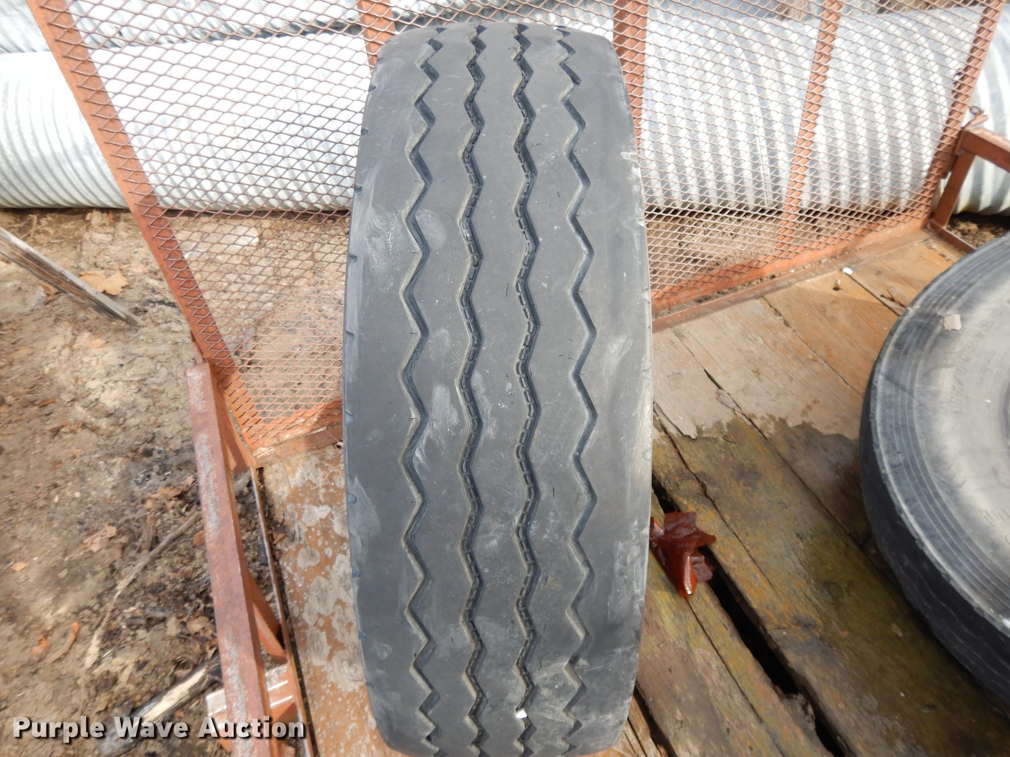 (12) tires in Saint Joseph, MO Item DF5920 sold Purple Wave