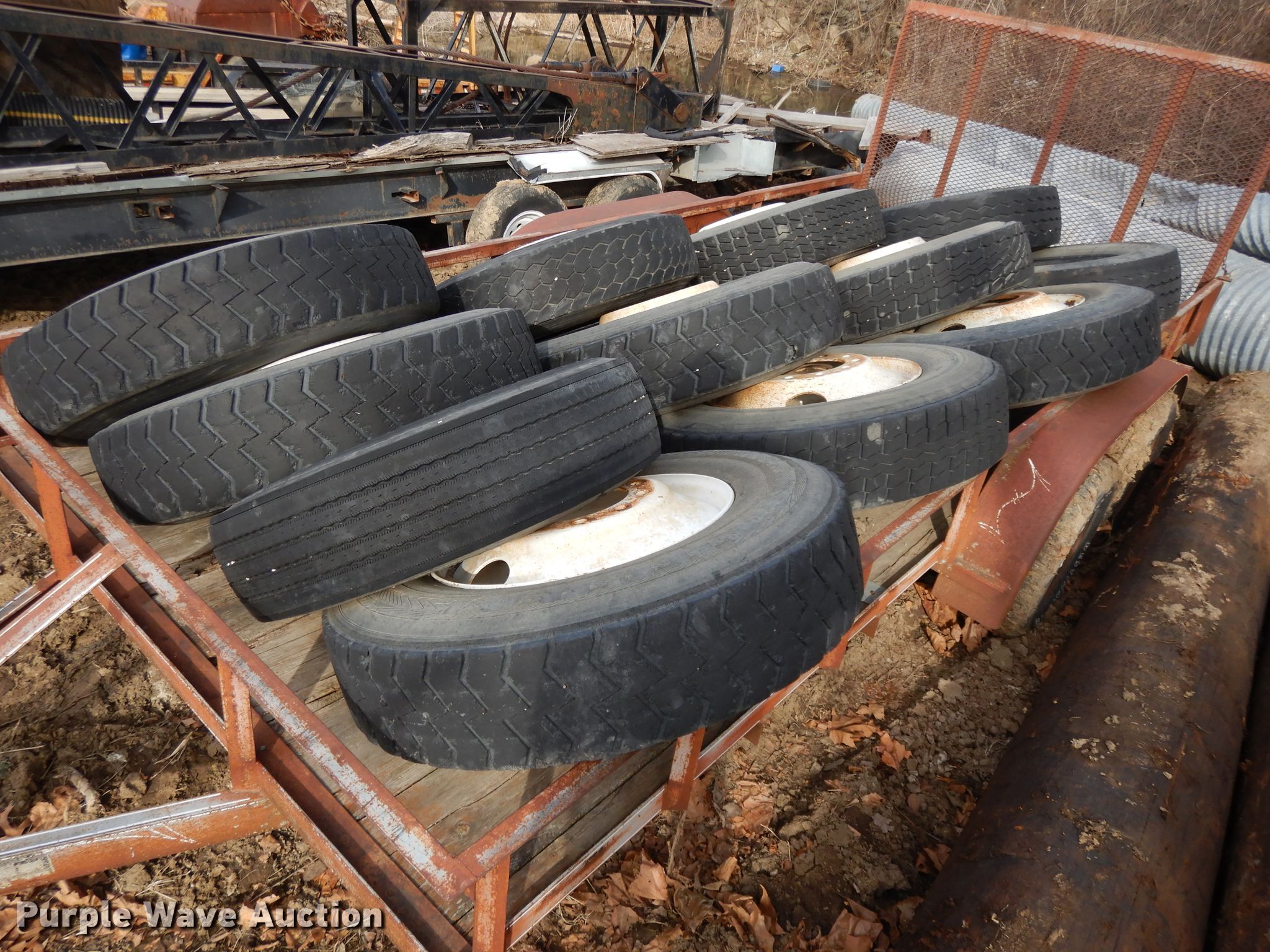 (12) tires in Saint Joseph, MO Item DF5920 sold Purple Wave