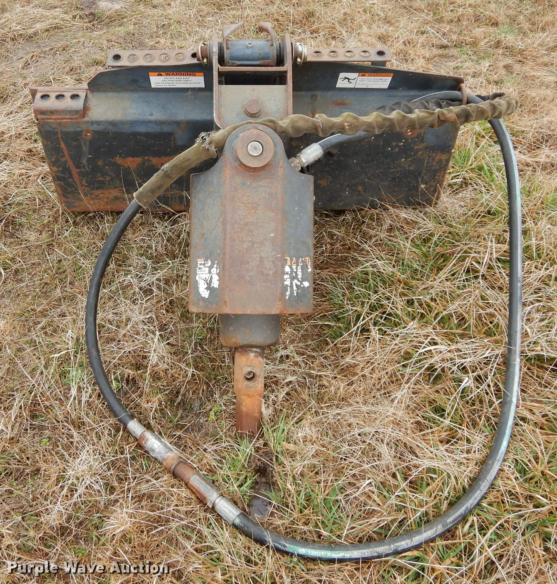 Bobcat skid steer auger in Atlanta, KS Item GK9035 sold Purple Wave