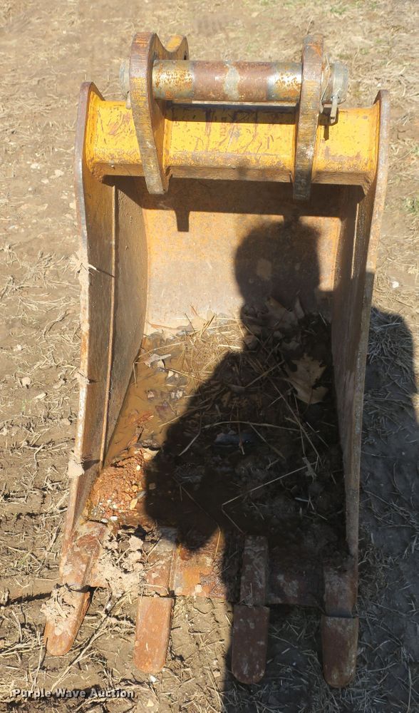 image for item DB10001 19"W backhoe bucket