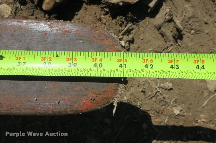 image for item DB10002 41"L x 4"W pallet forks