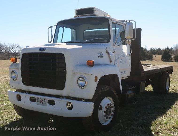 image for item DB10005 1984 Ford 8000 flatbed truck