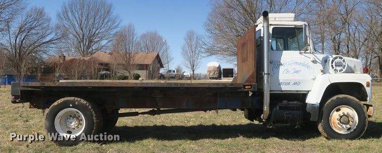 image for item DB10005 1984 Ford 8000 flatbed truck
