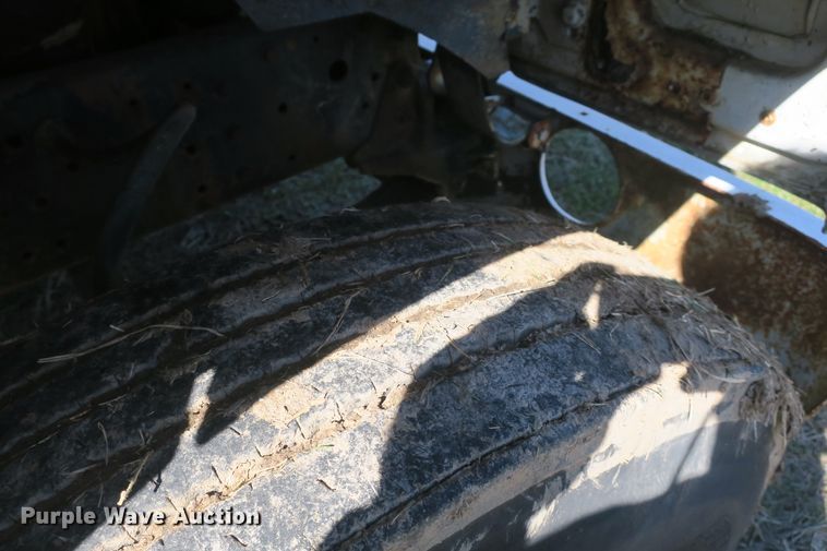 image for item DB10005 1984 Ford 8000 flatbed truck