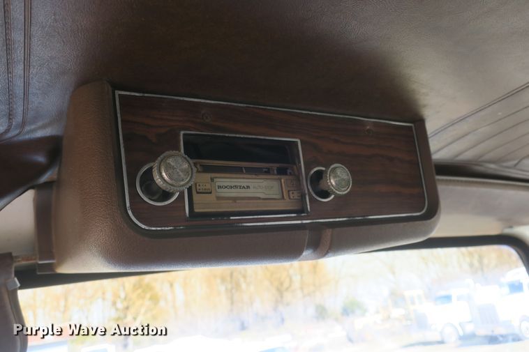 image for item DB10005 1984 Ford 8000 flatbed truck