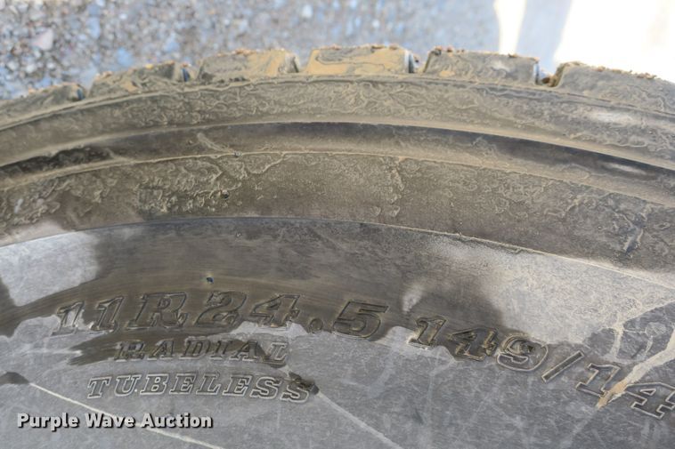 image for item DB10053 1999 Mack RD690S dump truck