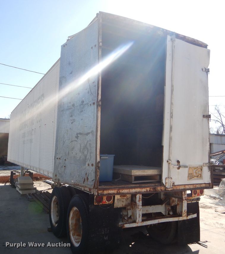 image for item DB6173 Fruehauf dry van trailer