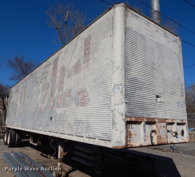 image for item DB6173 Fruehauf dry van trailer