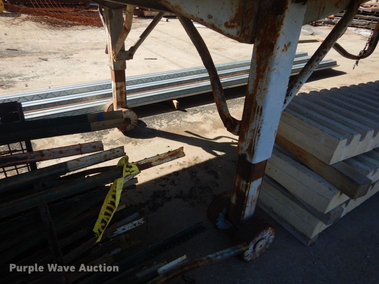 image for item DB6173 Fruehauf dry van trailer