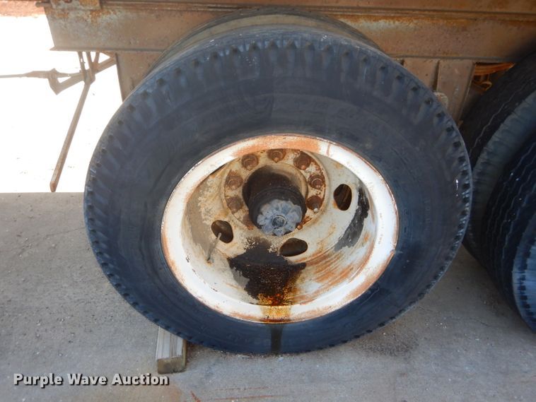 image for item DB6173 Fruehauf dry van trailer