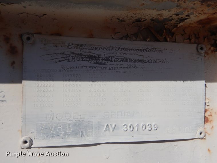 image for item DB6173 Fruehauf dry van trailer