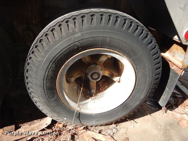 image for item DB6176 1969 Fruehauf tank trailer