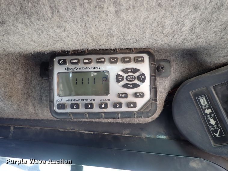 image for item DC3301 2012 John Deere 333D  tracked skid steer loader