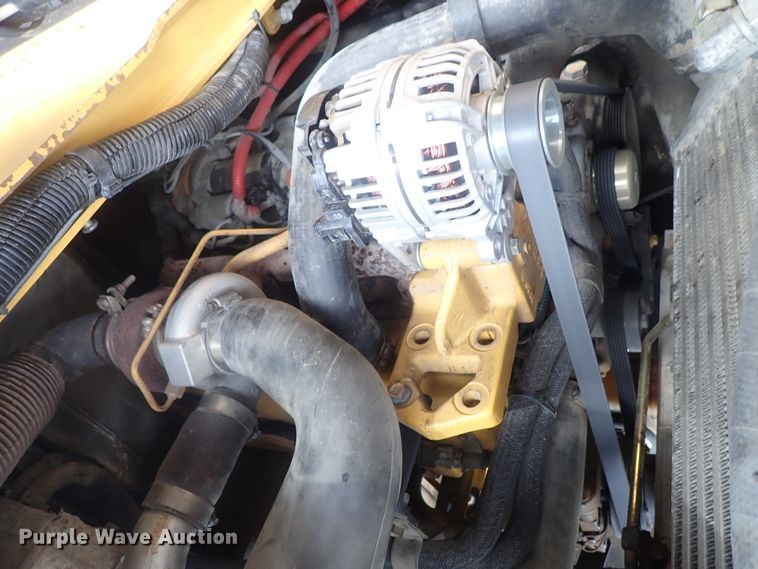 image for item DC3301 2012 John Deere 333D  tracked skid steer loader