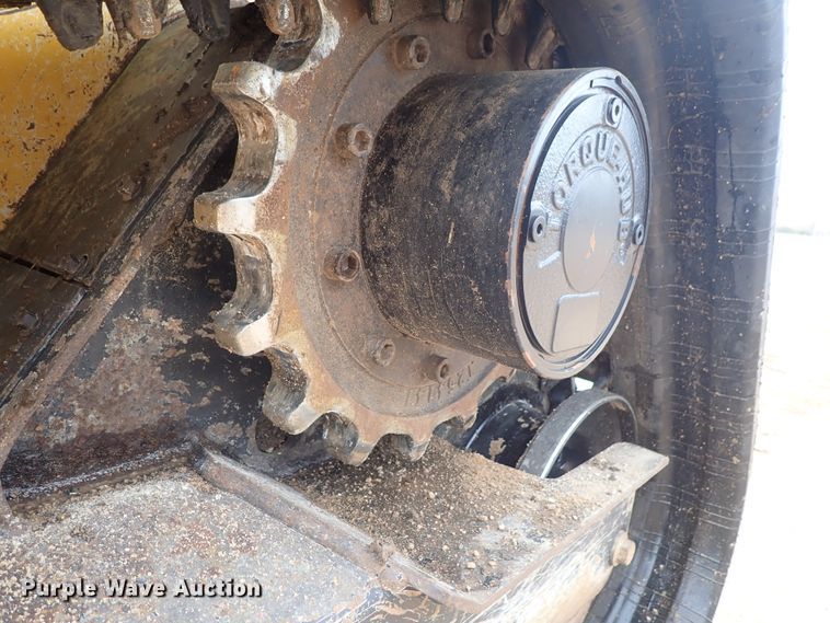 image for item DC3301 2012 John Deere 333D  tracked skid steer loader