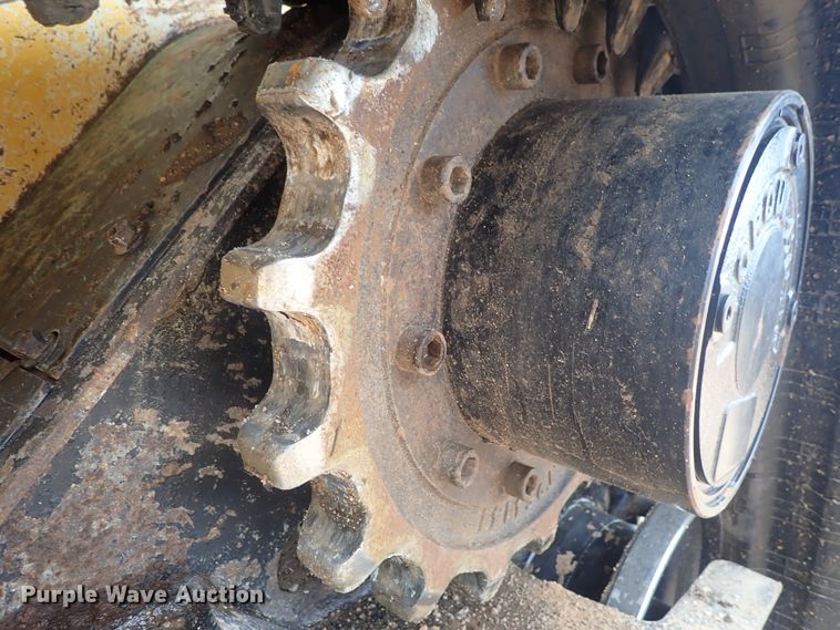 image for item DC3301 2012 John Deere 333D  tracked skid steer loader