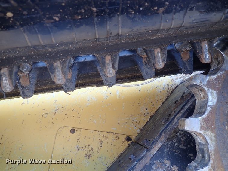 image for item DC3301 2012 John Deere 333D  tracked skid steer loader