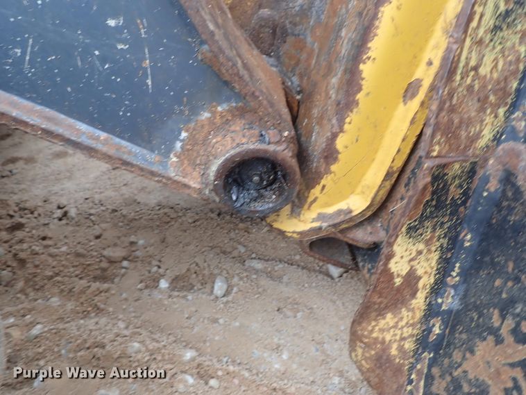 image for item DC3301 2012 John Deere 333D  tracked skid steer loader