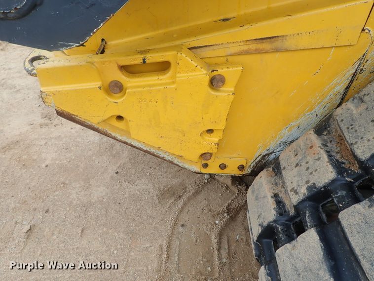 image for item DC3301 2012 John Deere 333D  tracked skid steer loader