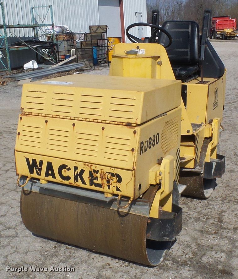 image for item DD1751 Wacker RD880 double drum roller