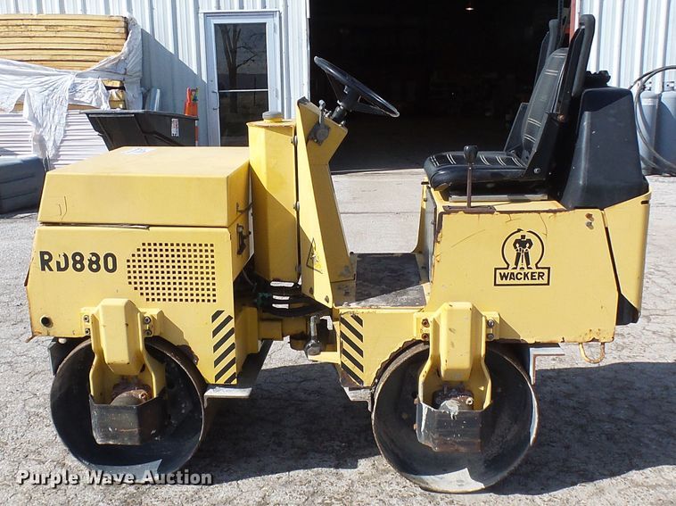 image for item DD1751 Wacker RD880 double drum roller