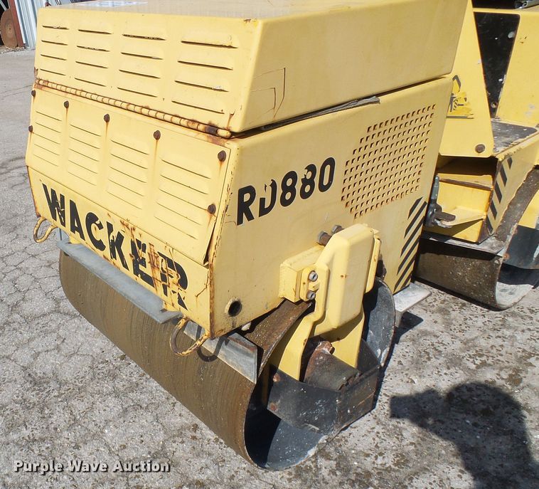 image for item DD1751 Wacker RD880 double drum roller