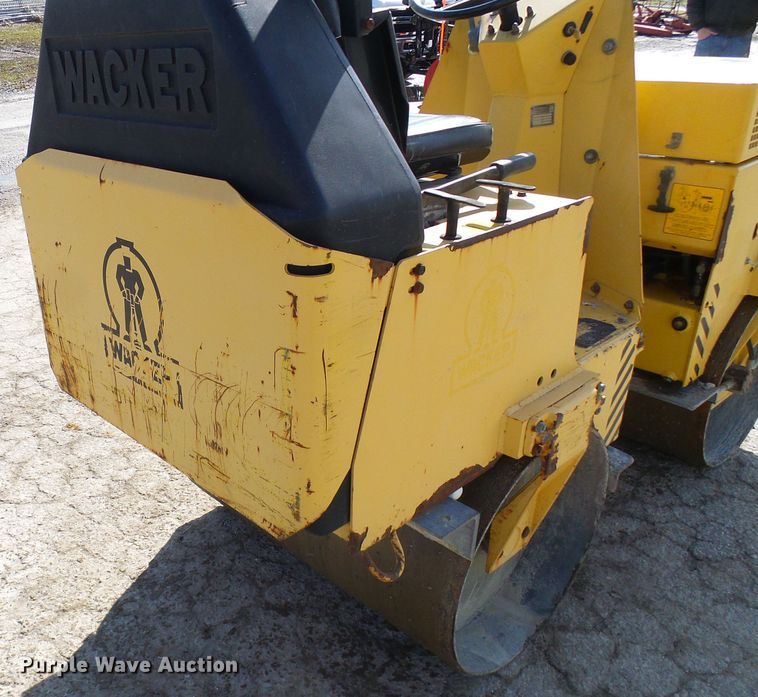 image for item DD1751 Wacker RD880 double drum roller