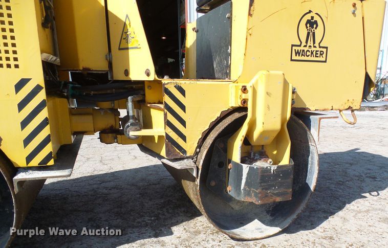 image for item DD1751 Wacker RD880 double drum roller