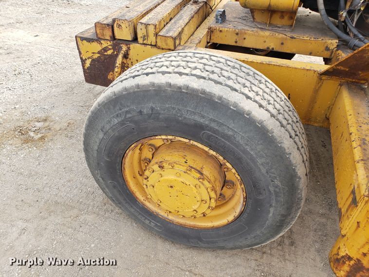 image for item DD2601 Blaw Knox RW-195 road widener