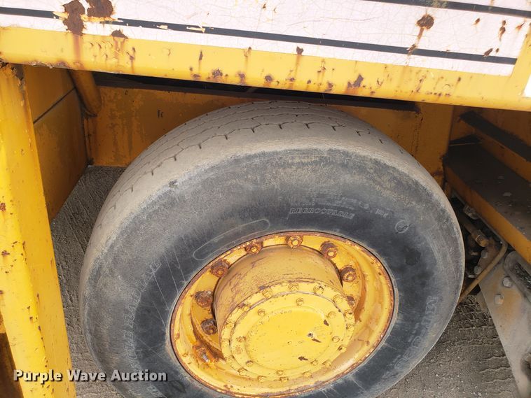 image for item DD2601 Blaw Knox RW-195 road widener